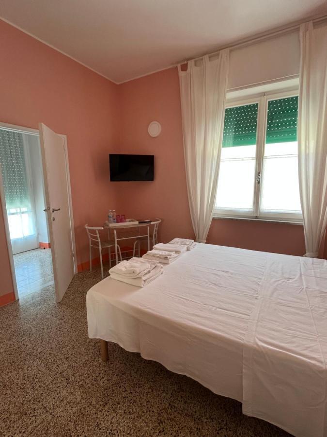 Bed And Coffee Rooms Portoferraio Kültér fotó